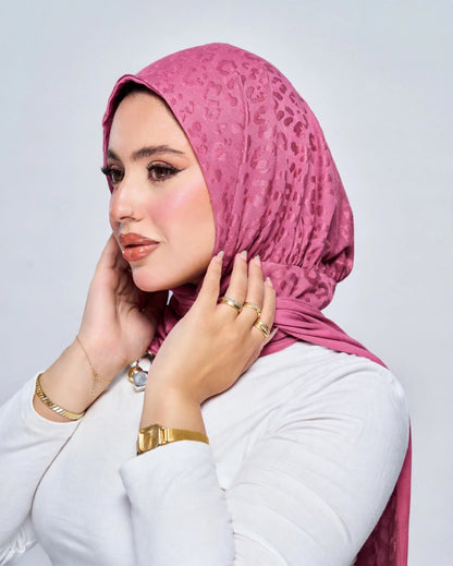 Duo Pin Leopard Hijab - Fuchsia Pink